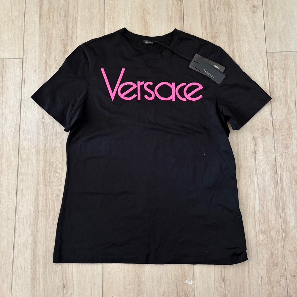 Versace black and pink t-shirt